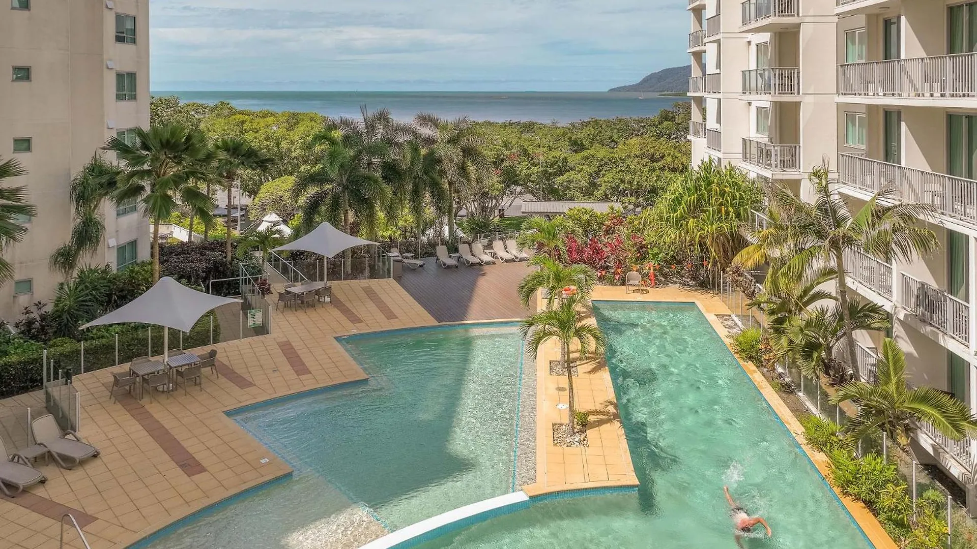 Mantra Trilogy Hotel Cairns