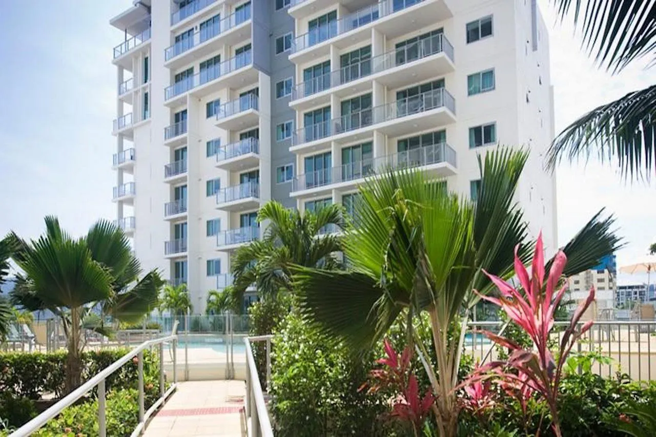 Mantra Trilogy Hotel Cairns