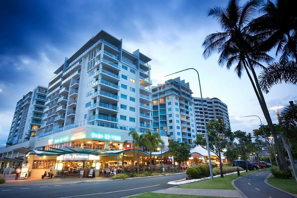 Hotel Mantra Trilogy Cairns