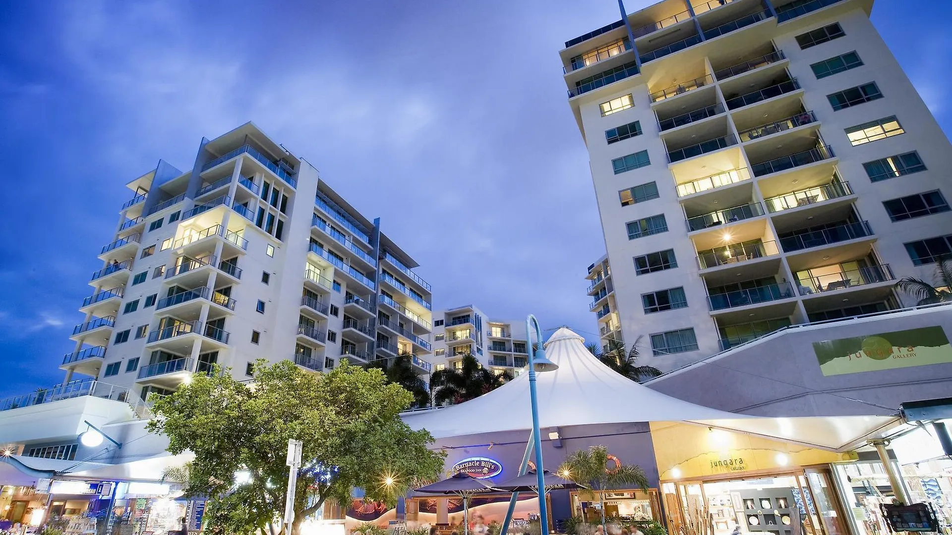 Hotel Mantra Trilogy Cairns 4*,