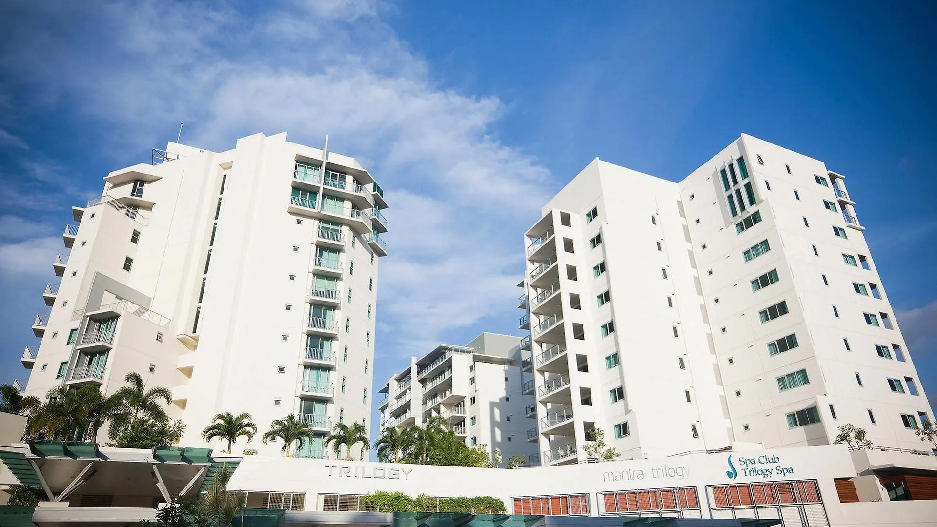 Hotel Mantra Trilogy Cairns