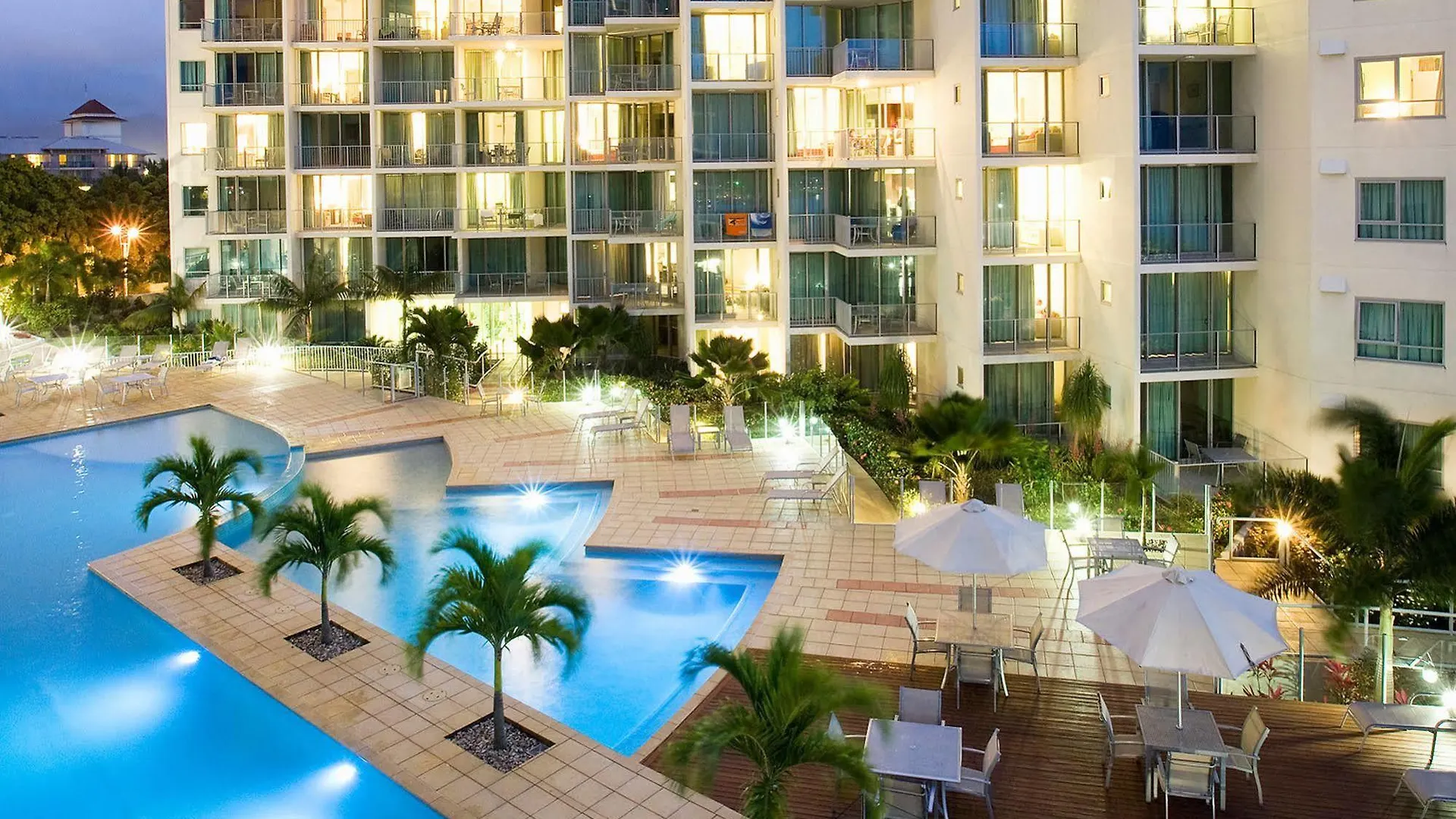 Hotel Mantra Trilogy Cairns 4*,  Australia